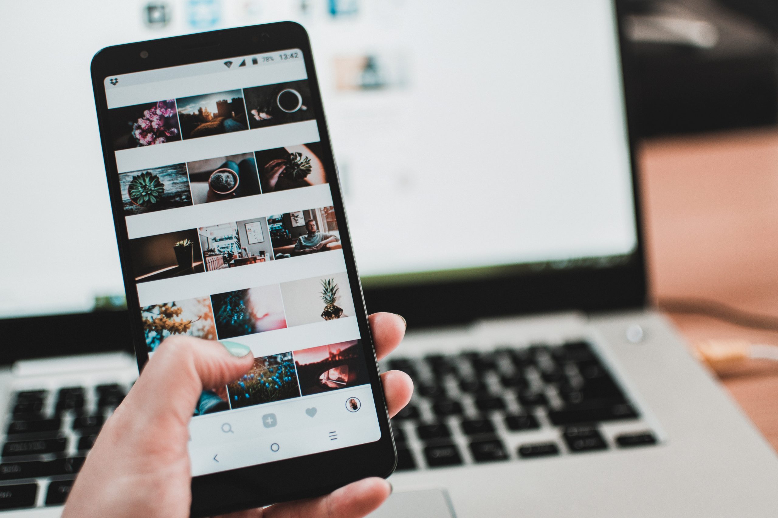 The Corporate Edge: The Importance of Your LinkedIn Profile Headshot
